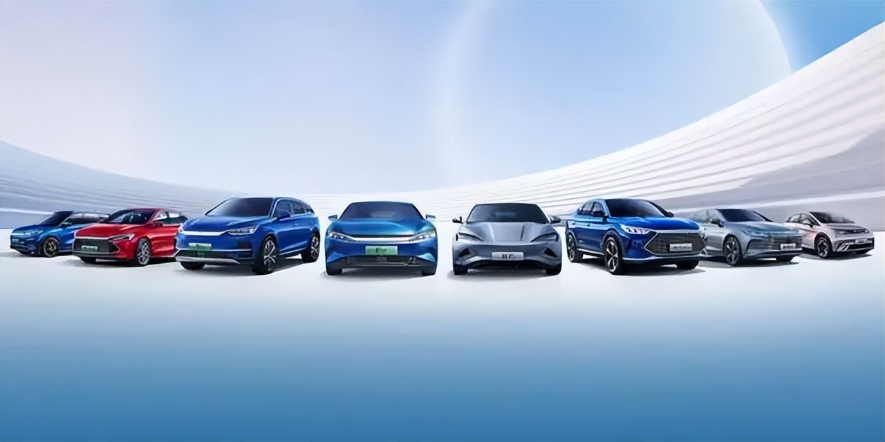 比亚迪打遍中国无敌手，一年狂卖186万辆！王传福：不降价是给别人留活路，连日系都全面落后了