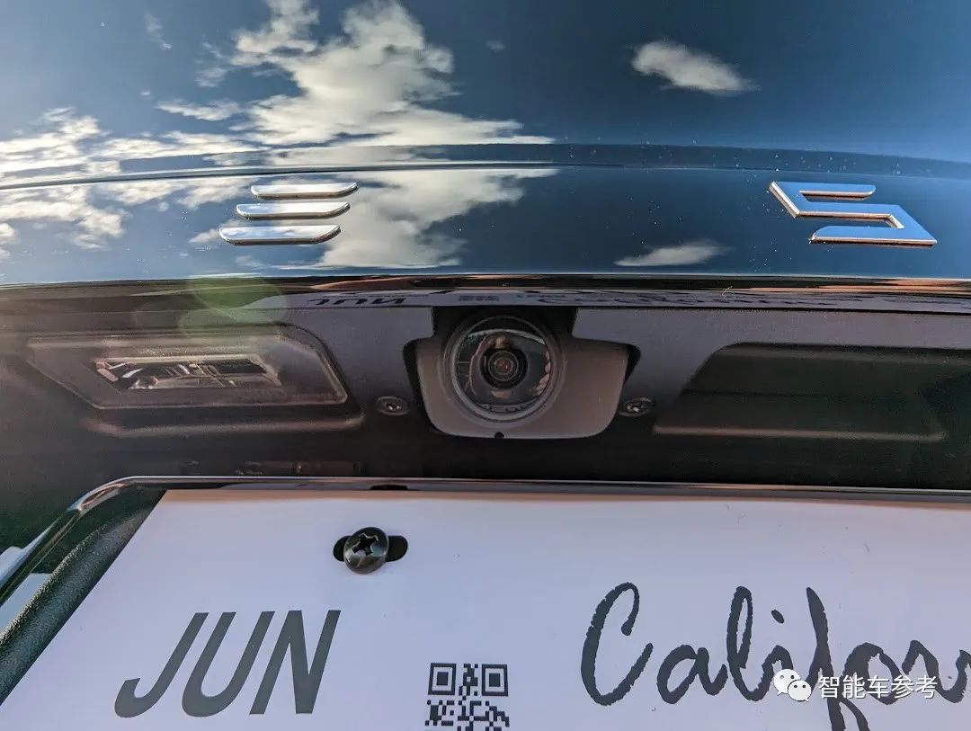 特斯拉最新HW4.0交付！不发布不宣传，直接上车Model X/S，还降价了