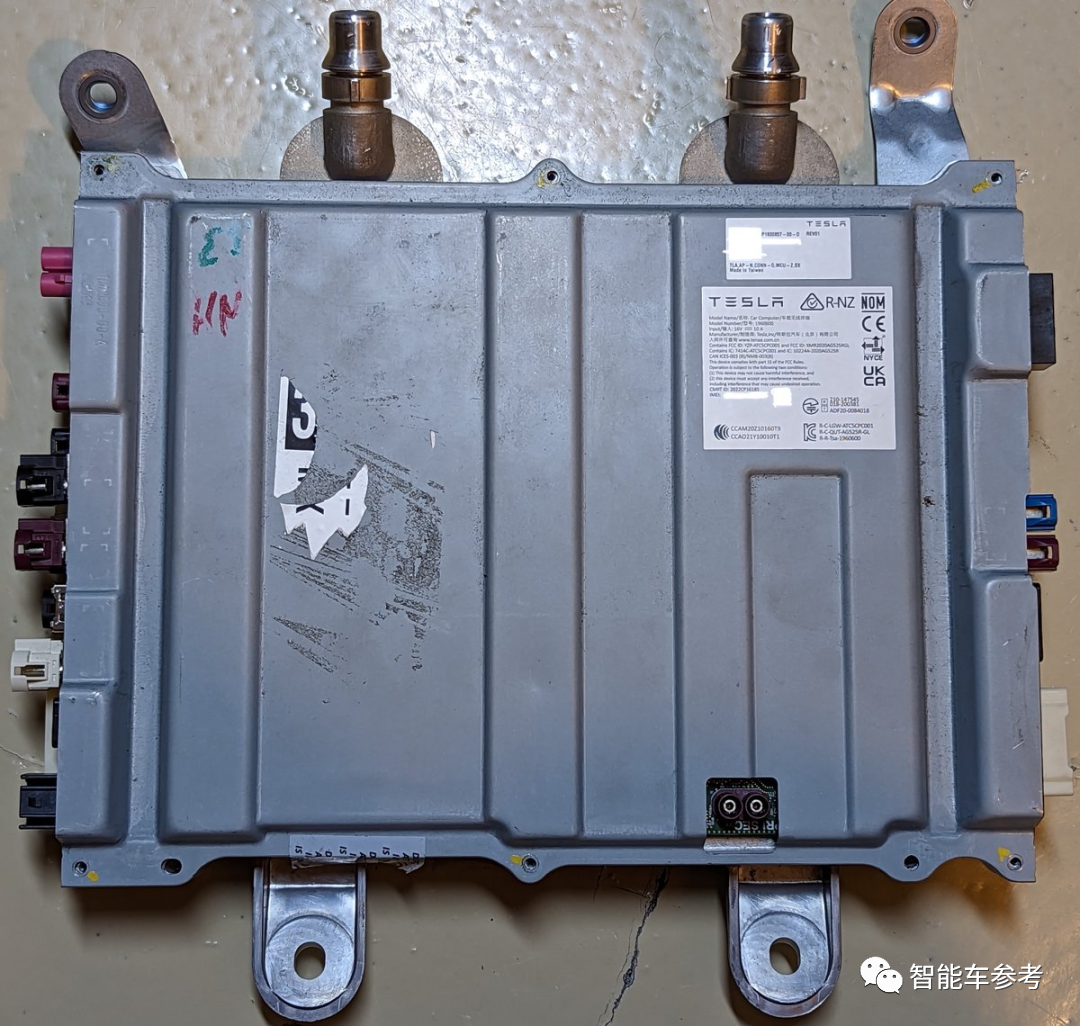 特斯拉最新HW4.0交付！不发布不宣传，直接上车Model X/S，还降价了