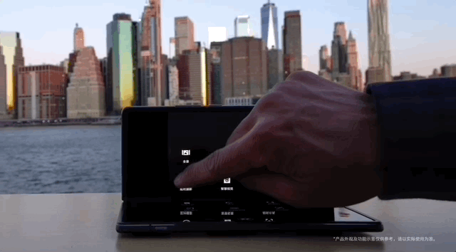 vivo折叠屏手机8999起，发布后1分钟售罄