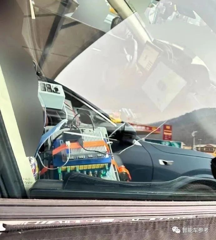 小鹏P7i，几乎就是小米首款智能车