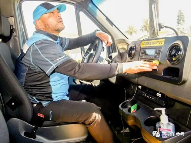 卡车司机的薪资和续聘，正在由车舱摄像头决定