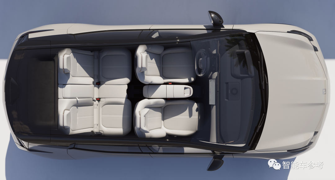 李书福抢跑马斯克发小钢炮！20万封顶，零百3.7秒，冰箱彩电大沙发全系标配