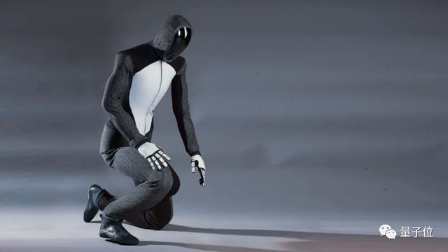 文心一言员工跳槽工资翻倍/ 马斯克退出OpenAI内幕曝光/ 搜狗输入法之父加入AI创业…今日更多新鲜事在此