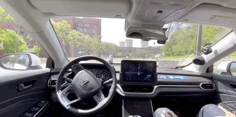 李彦宏一声「萝卜快跑」，中国首个无人车出行App就位