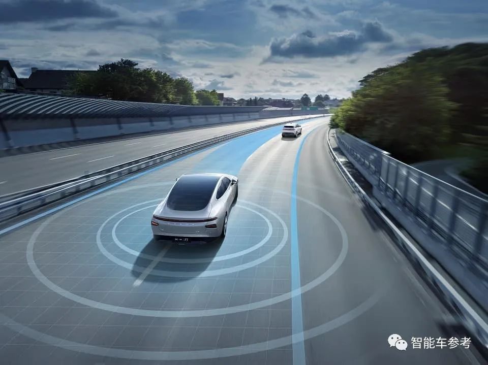 李书福雷军提议皮卡放开，何小鹏建言高精度地图审核流程