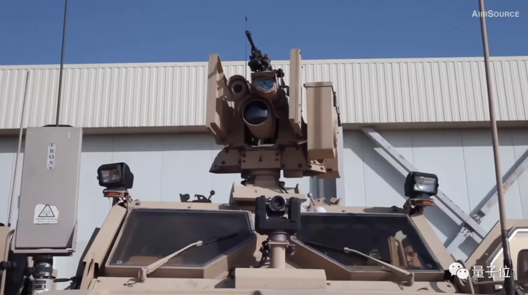 机器狗背上枪成无人杀手，射程1200米，制造商与美澳军队广泛合作