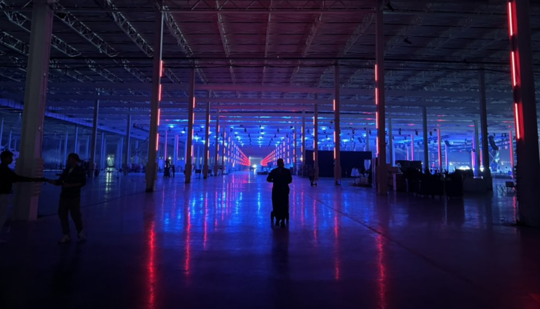 都在明年！马斯克：赛博皮卡和人形机器人量产“明年一定”