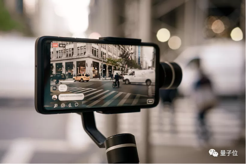 他们拿走腾讯广告百万奖金，我算是知道票圈广告为啥那么多赞了