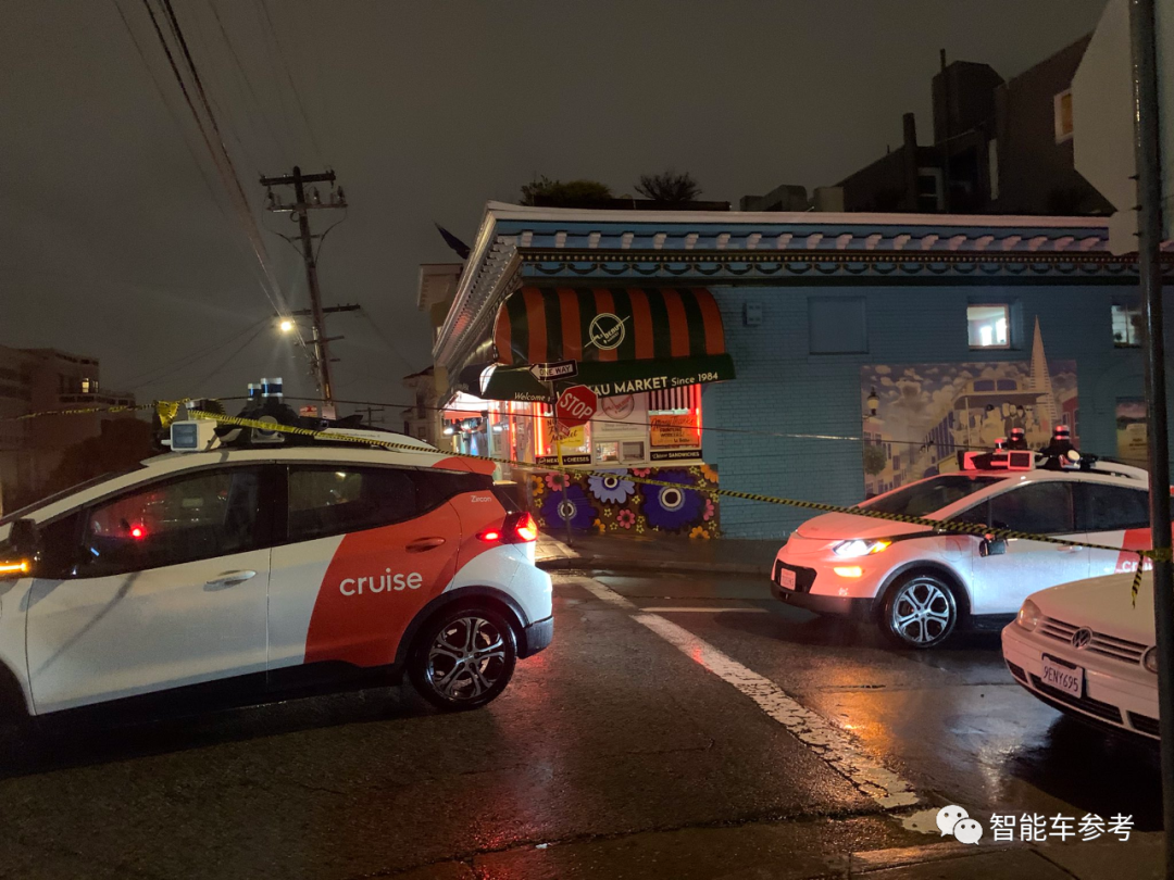 “全无人驾驶出租车，滚出旧金山！”