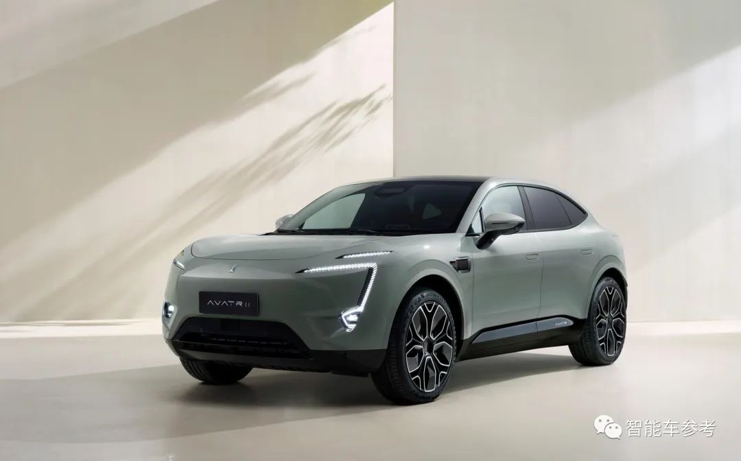 华为百度同日发布智能驾驶新品，余承东：遥遥领先！