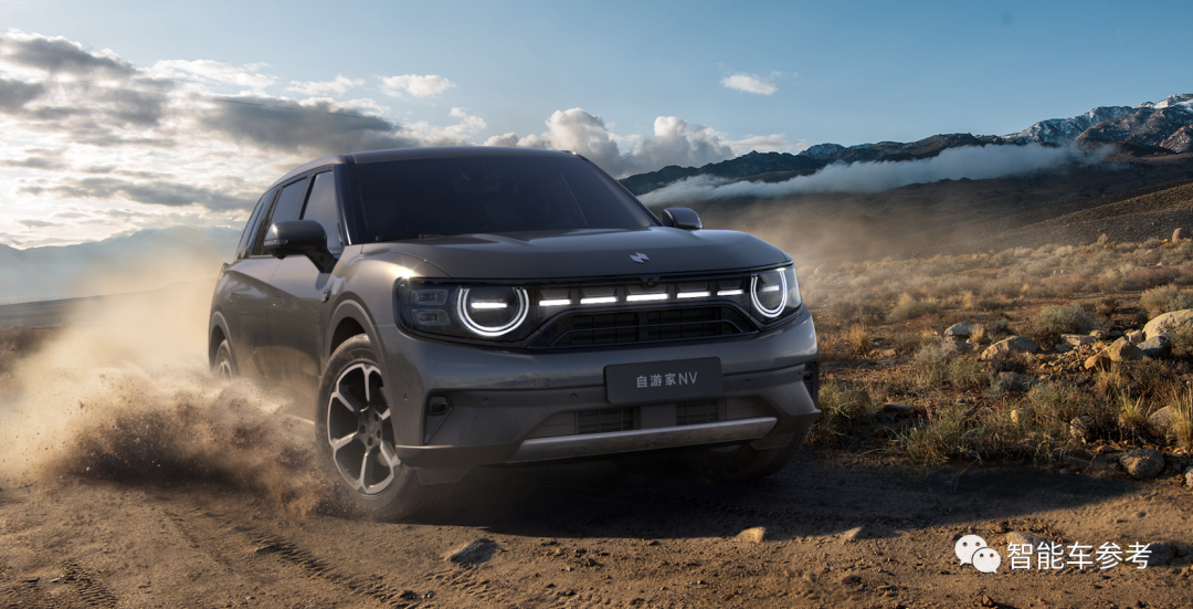 小牛造四轮电动车了：自由家NV到底是一款什么样的车？