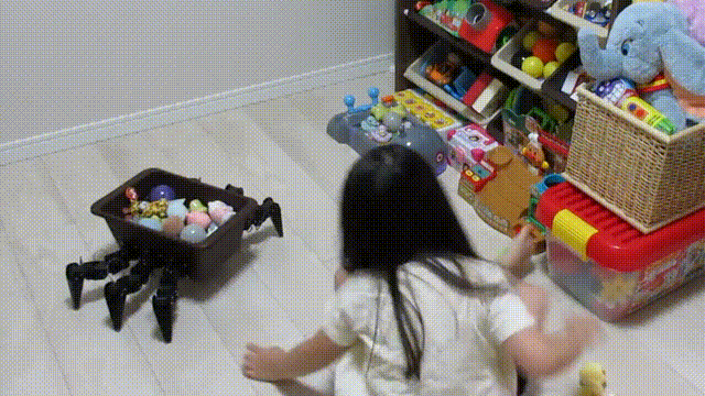 日本老父亲5000元DIY可行走床头灯，让女儿半夜下床不怕黑