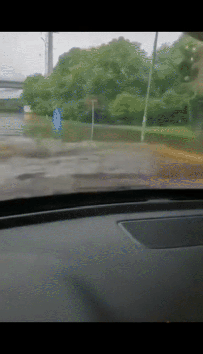 电动车遇水真能当船开？马斯克：别无选择时确实可选