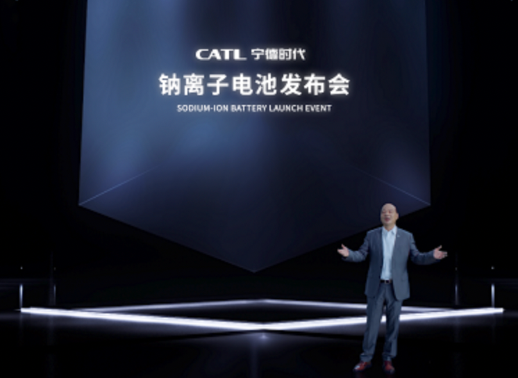 马斯克被迫亲自下场挖矿：锂价2年疯涨超11倍