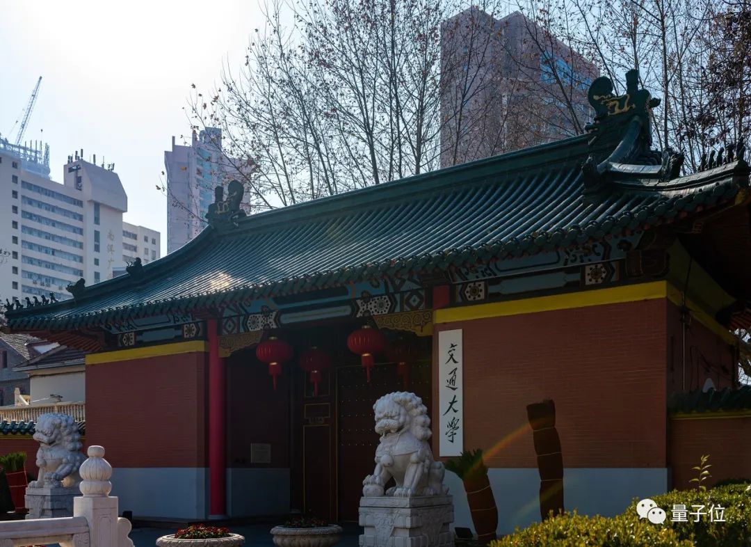 从屡遭拒稿到90后助理教授,罗格斯大学王灏:好奇心驱使我不断探索