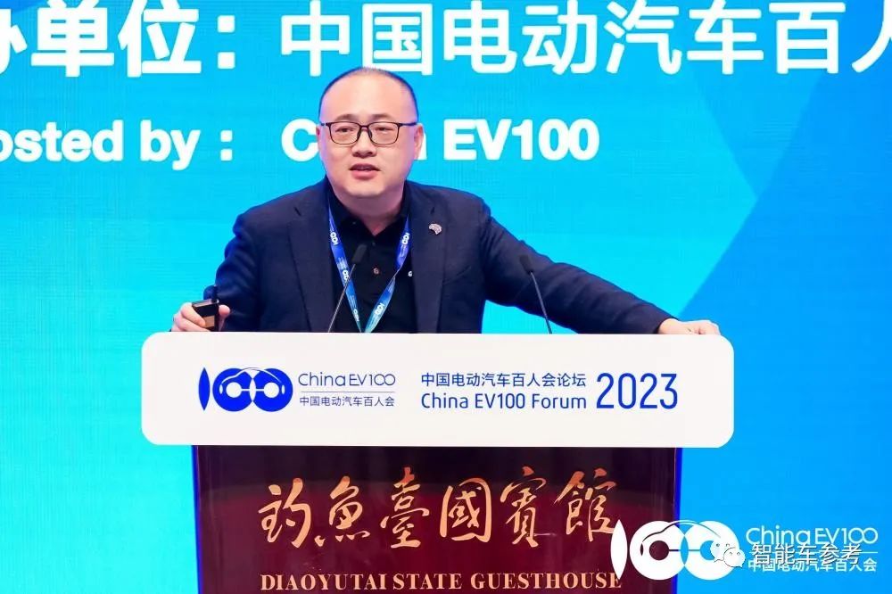 余承东透露贴标华为有领导不同意，余凯认为量产车不需要搞L4