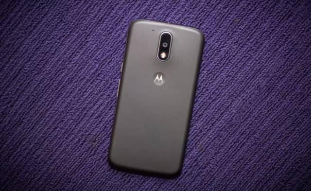 Motorola一周内两款产品进入榜单前五！丨4月2日美亚Cell Phones & Accessories品类爆款分析