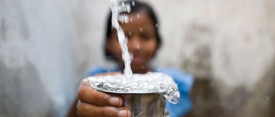 charity: water 完工的所有项目都可以在谷歌地图上找到。