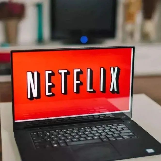 Netflix 首次探索直播，酝酿新的广告变现模式？